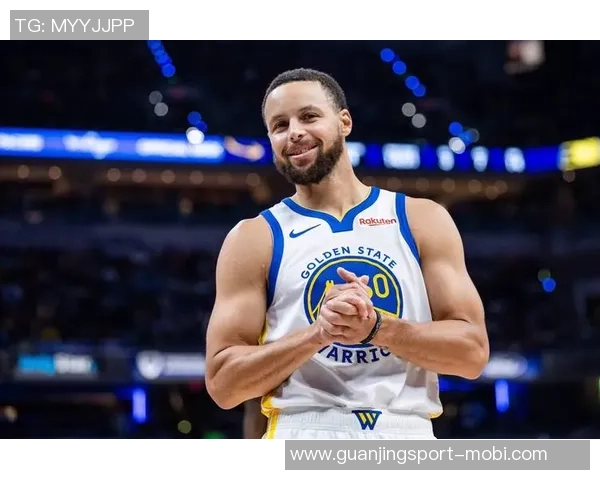 库里解读独特阵容背后的科尔战术理念球员们已习惯这种灵活打法